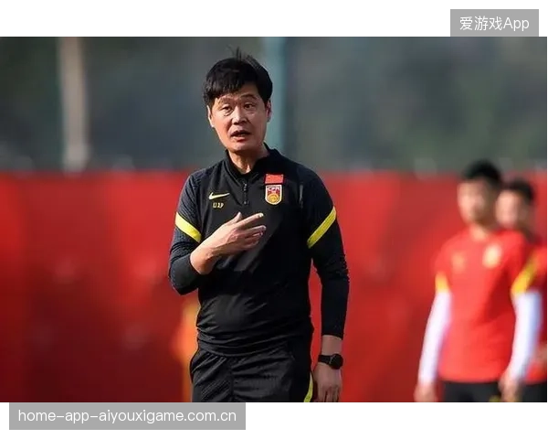 李霄鹏对球队管理的经验能否形成可复制模式？